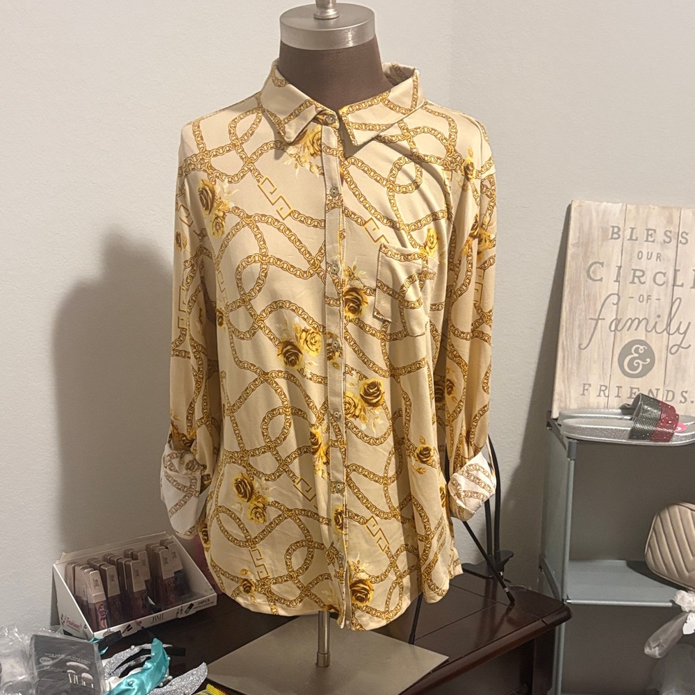 Cream and Gold Chain Print Button-Up Blouse